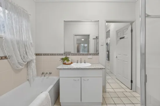 8 Solea Close, Forest Lake, Qld 4078-Image