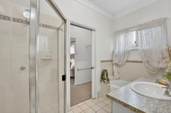 8 Solea Close, Forest Lake, Qld 4078-Image