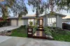8 Sorrento Place, Epping, Vic 3076
