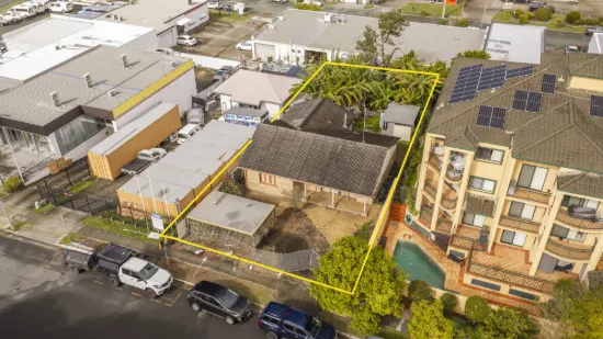 8 Spendelove Avenue, Southport, Qld 4215-Image