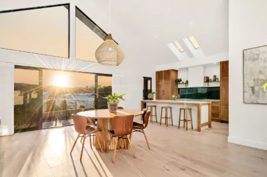 8 St John Terrace, Lake Cathie, NSW 2445