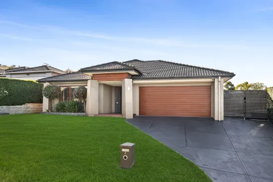 8 St Mellion Close, Sunbury, Vic 3429