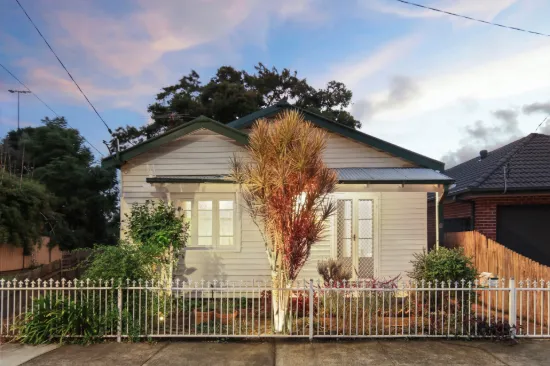 8 Station Street, Tempe, NSW 2044