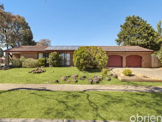 8 Steele Court, Cranbourne North, Vic 3977