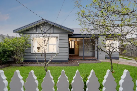 8 Stewart Street, Herne Hill, Vic 3218