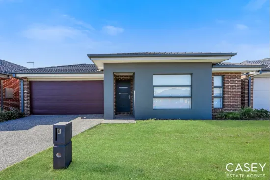 8 Strickland Street, Cranbourne West, Vic 3977