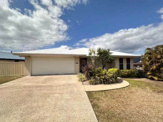 8 Suncrest Court, Southside, Qld 4570