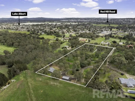 8 Sycamore Road, Lake Albert, NSW 2650