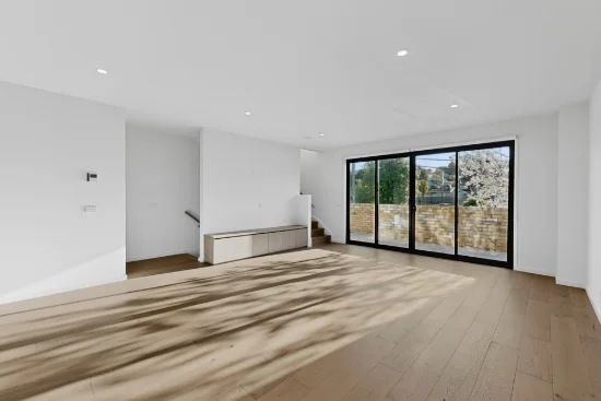 8 Talbot Road, Strathmore, Vic 3041-Image