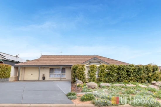 8 Tea Tree Drive, Craigmore, SA 5114
