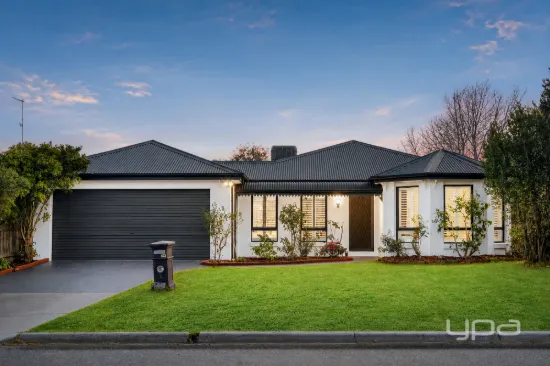 8 Teatree Place, Seabrook, Vic 3028
