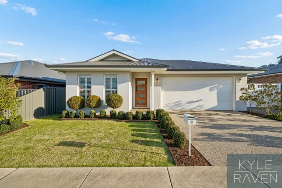 8 Thurles Avenue, Wangaratta, Vic 3677