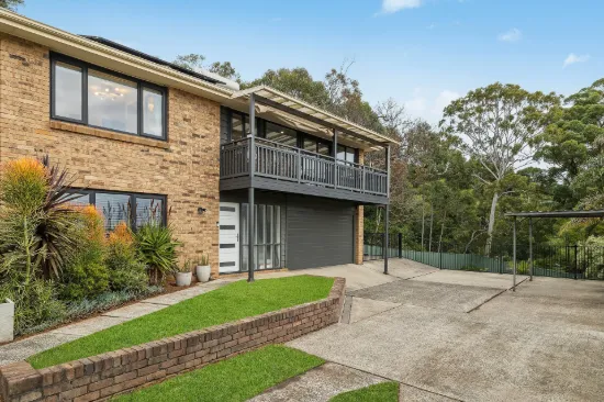 8 Tilba Place, Yarrawarrah, NSW 2233