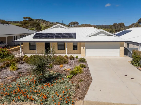 8 Tomkins Bend, Toodyay, WA 6566
