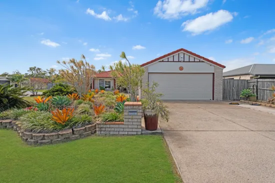 8 Topaz Circuit, Urangan, Qld 4655