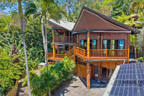 8 Trinidad Close, Trinity Beach, Qld 4879 - For Sale