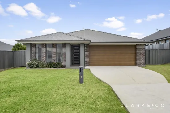 8 Troon Avenue, Heddon Greta, NSW 2321