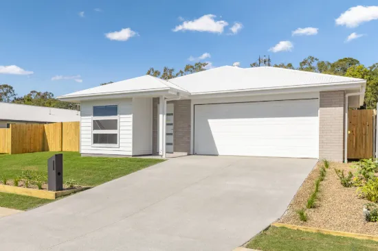 8 Tropicbird St, Wondunna, Qld 4655