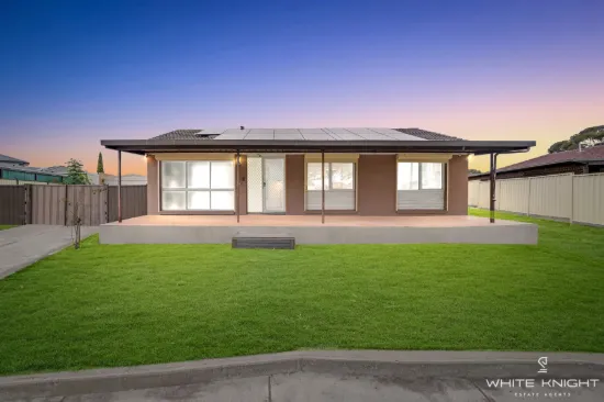 8 Tullaroop Court,, St Albans, Vic 3021