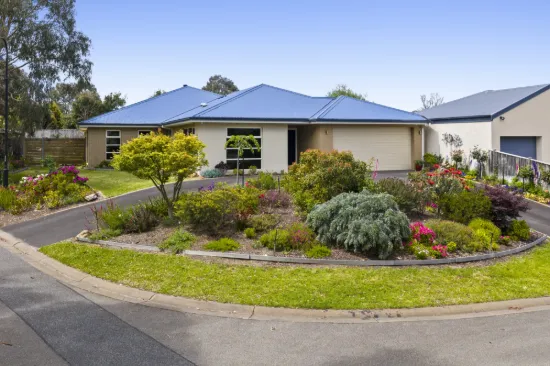 8 Tupong Place, Rosebud, Vic 3939