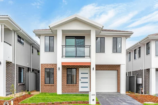 8 Vaishno Close, Kellyville NSW 2155 - For Rent