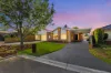 8 Venus Court, Hillside, Vic 3037