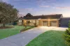 8 Vincent Court, Delacombe, Vic 3356-Image