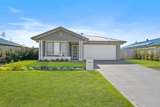 8 Waieela Way, Anambah, NSW 2320
