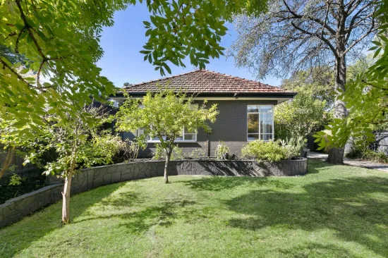 8 Waiora Road, Rosanna, Vic 3084