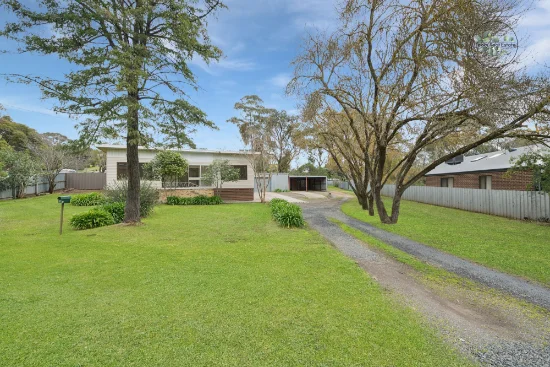 8 Walker Drive, Spring Gully, Vic 3550