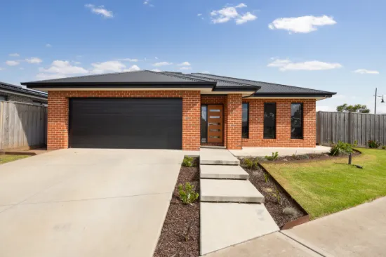 8 Wallace Street, Sale, Vic 3850