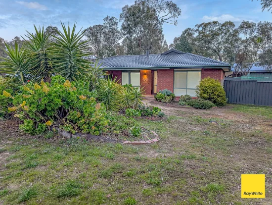 8 Wattle Drive, Heathcote, Vic 3523