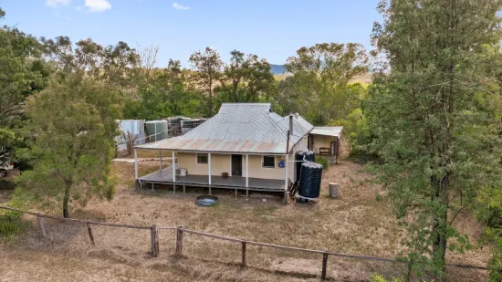 8 Waverley Street, Gundy, NSW 2337