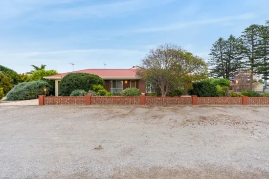 8 Weaver Street, Stansbury, SA 5582