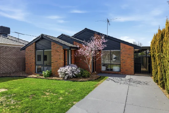 8 Willis Court, Altona Meadows, Vic 3028