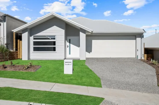 8 Wilsons Peak Way, White Rock, Qld 4306