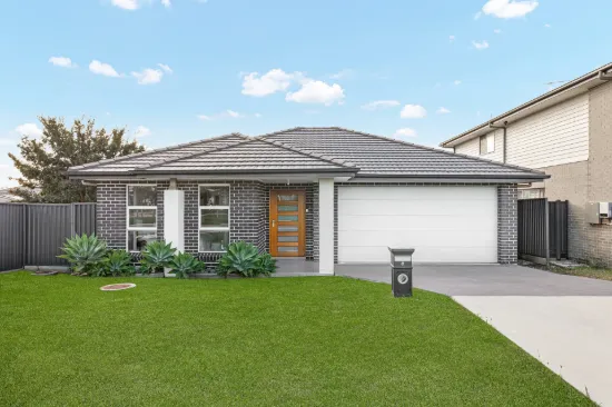8 Wiregrass Avenue, Denham Court, NSW 2565