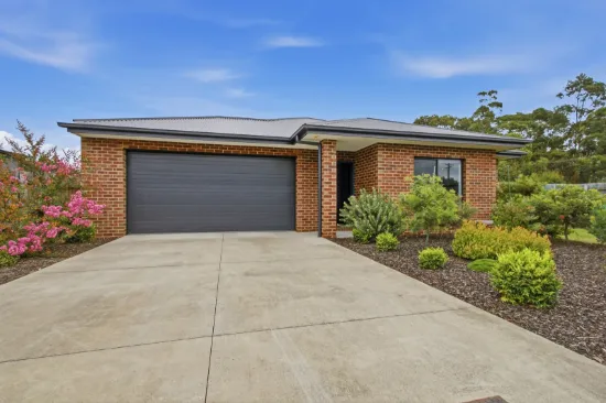 8 Wood Street, Rosedale, Vic 3847