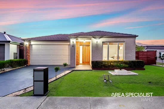 8 Woodstock Drive, Cranbourne North, Vic 3977 - For Sale