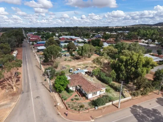 80 Brookton Highway, Brookton, WA 6306