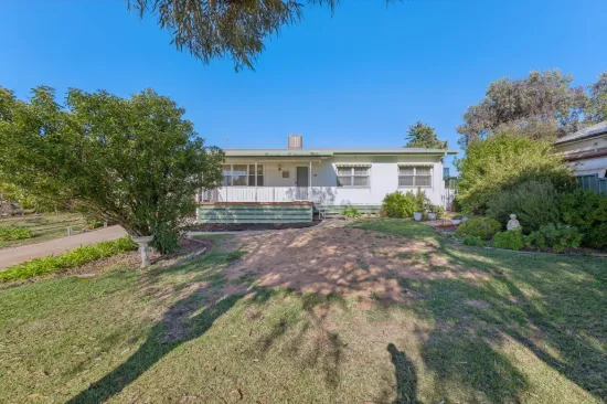 80 Chaffey Avenue, Merbein, Vic 3505