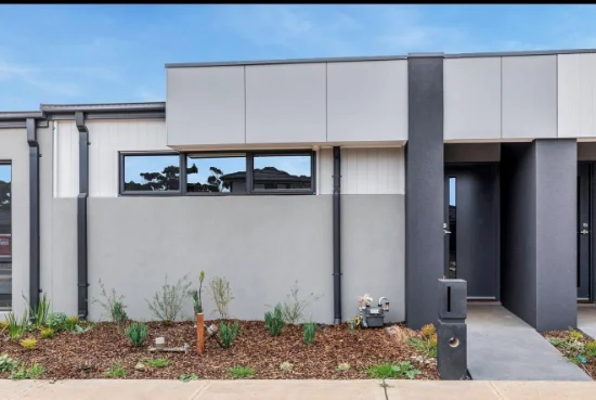 80 Conservatory Drive, Deanside, Vic 3336