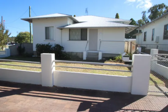 80 High Street, Tenterfield, NSW 2372