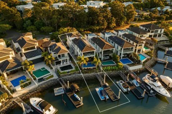 8005 The Parkway, Hope Island, Qld 4212