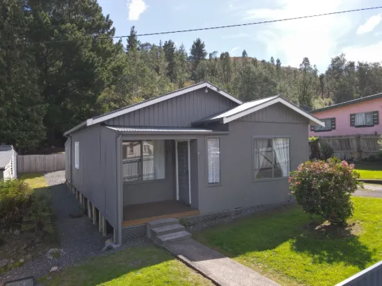 81 Batchelor Street, Queenstown, Tas 7467