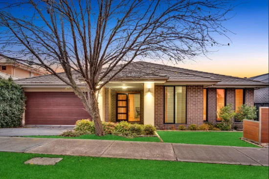 81 Charteris Drive, Craigieburn, Vic 3064