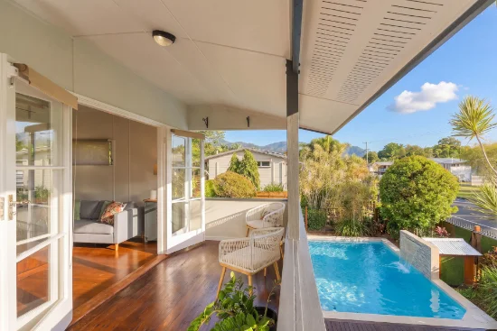 81 Clarke Street, Manunda, Qld 4870