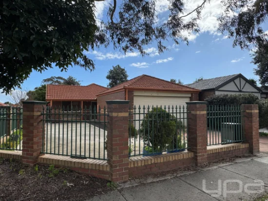 81 Greenwood Drive, Carrum Downs, Vic 3201