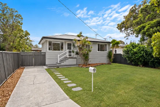 81 Kerry Crescent, Berkeley Vale, NSW 2261