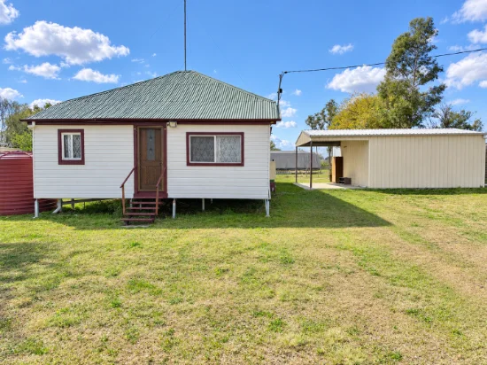 81 Logan Road, Clifton, Qld 4361